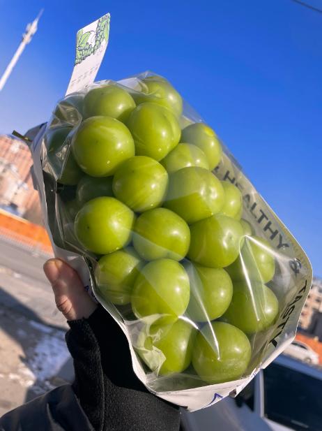 精品晴王葡萄一串 商品图3