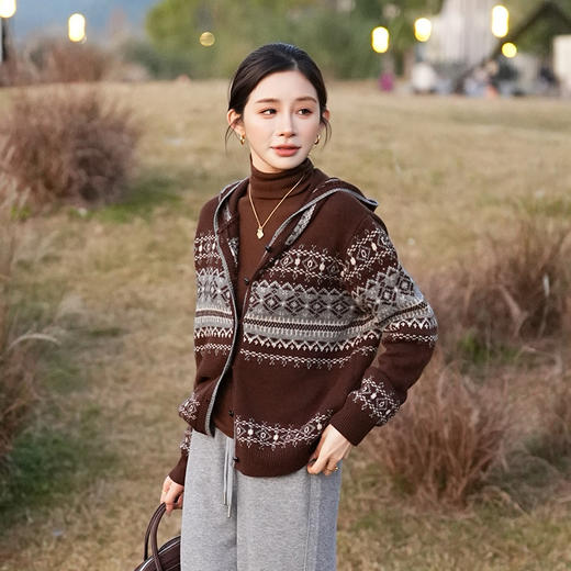 【特价不退换】【预售7天】良木礼绵羊毛开衫（D251102304F） 商品图3