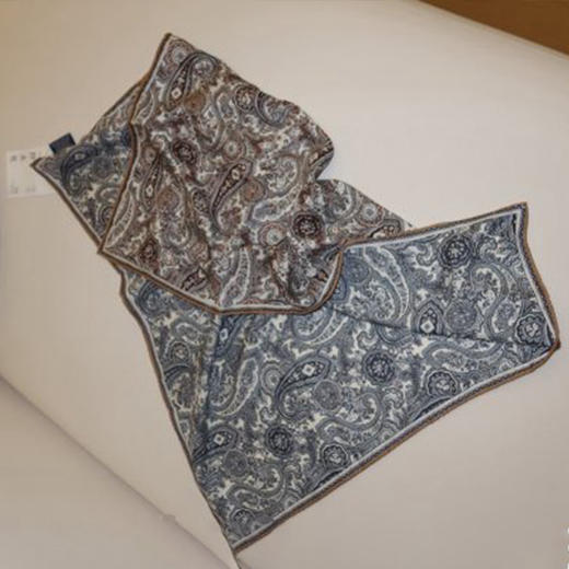 【不退不换】良木礼丝毛方巾（Q2584315） 商品图0