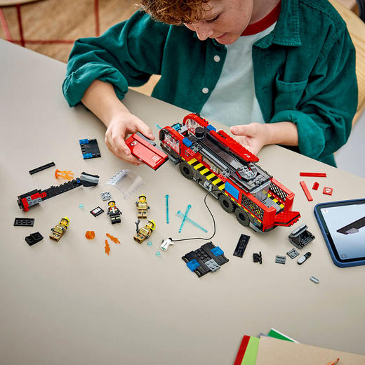 乐高LEGO 机场消防车LEGC60499 商品图3