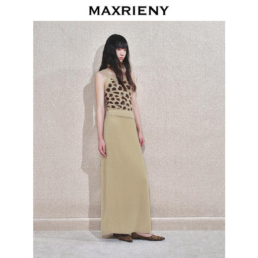 玛克门店发货：MAXRIENY精致日常感毛呢半裙长裙(货号:MC85SK785) 商品图1