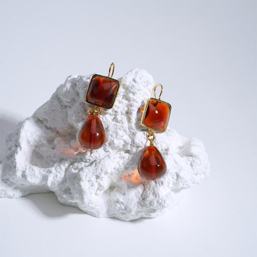 北京仓｜Loulou de la Falaise-PAVES-焦糖棕 方糖水滴 耳环［法国设计师］ 商品图0