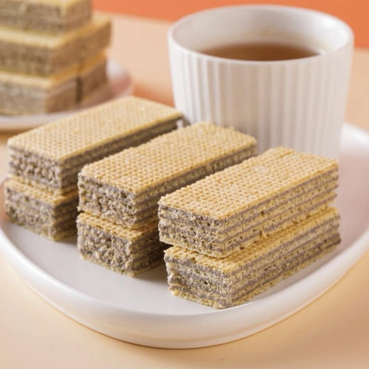 300g可可街威化饼干（咖啡味） 商品图1