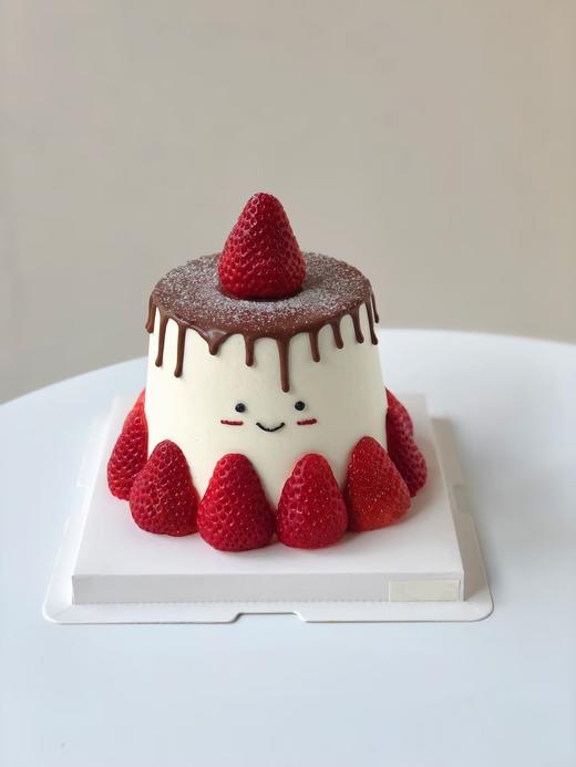 草莓小可爱戚风蛋糕 商品图0