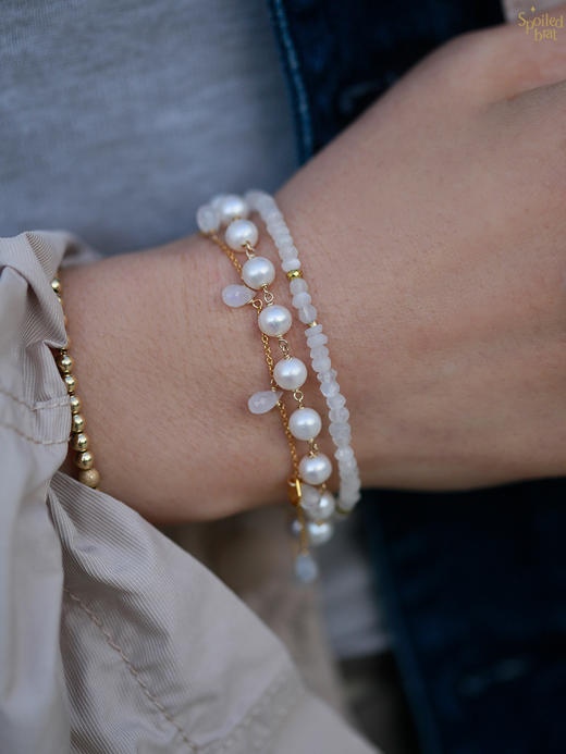 SpoiledBrat Jewelry三层珍珠月光石手链 商品图3
