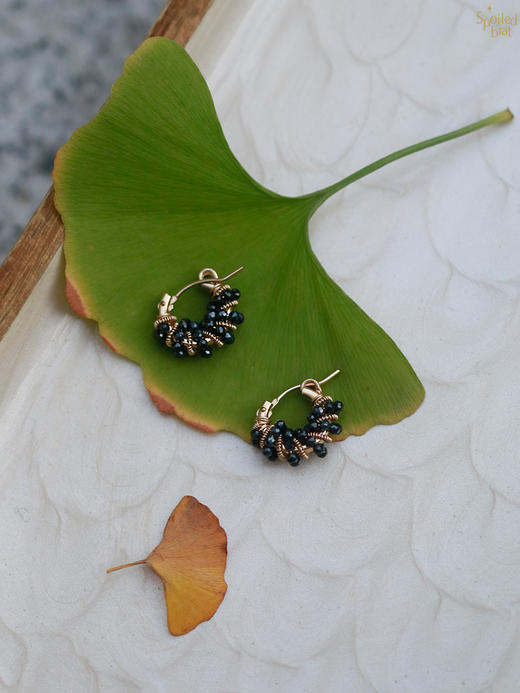 SpoiledBrat Jewelry金色螺旋耳圈系列 | 黑尖晶石款 商品图0