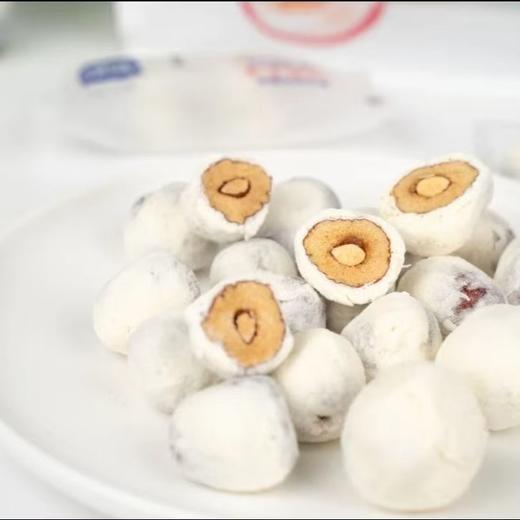 【任选3袋全国包邮，部分地区除外】休闲零食 西域华腾巴旦木奶枣 250g/袋 商品图1