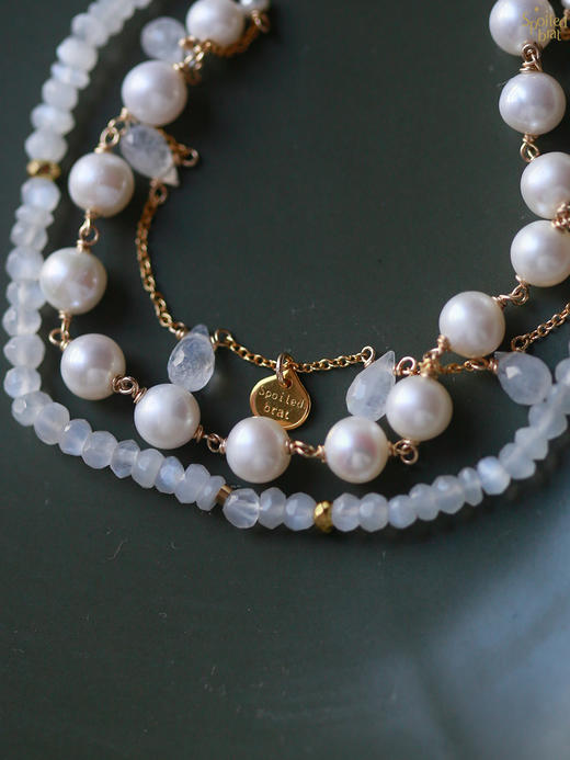 SpoiledBrat Jewelry三层珍珠月光石手链 商品图0