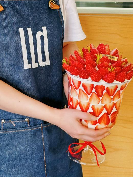 巨无霸草莓冠军杯 商品图0