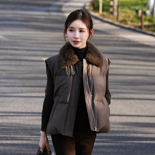 【特价不退不换】【部分现货】良木礼鹅绒马甲（D8263F） 商品图5