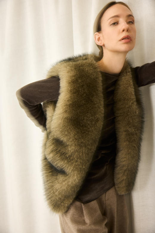 环保毛长款马甲 商品图2