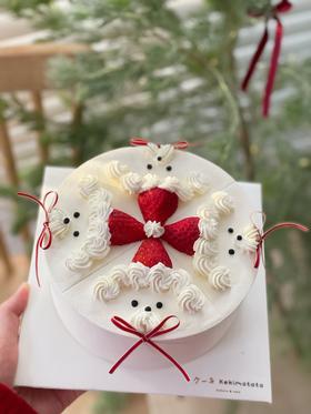 草莓小狗奶油蛋糕