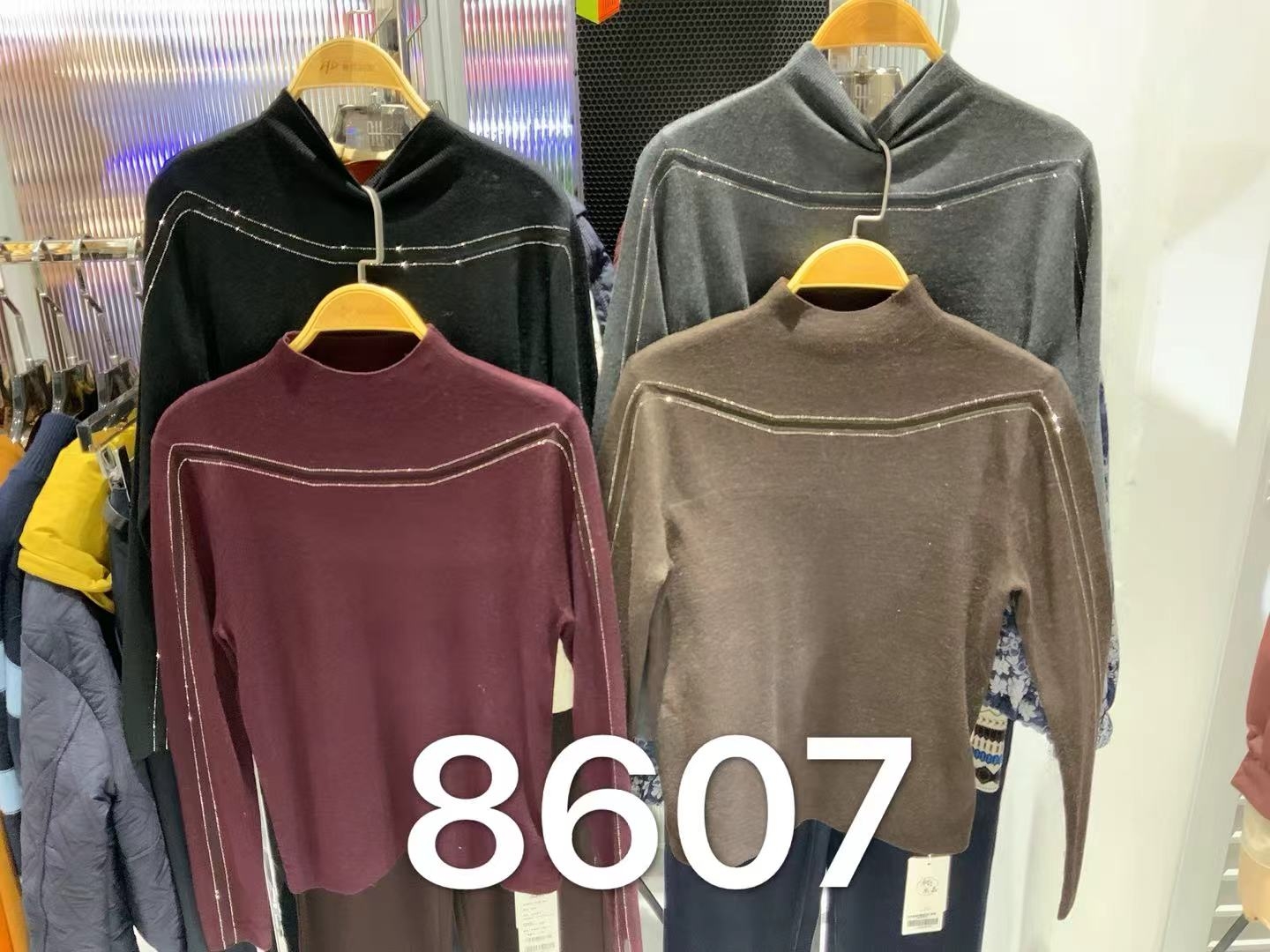 女装25秋冬新品半高领羊毛带闪长袖2292-8607