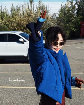 曲线短西装羽绒服