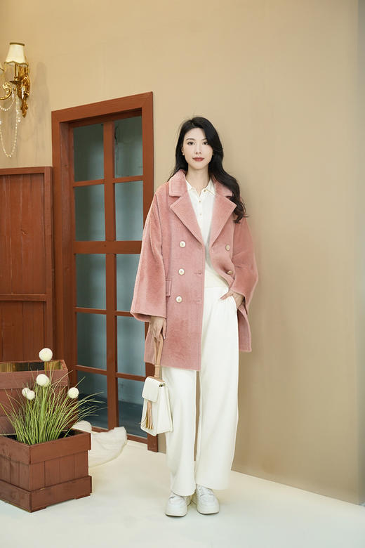 【粉M1L1】臣禾 双排扣苏力羊毛大衣K214080917 商品图1