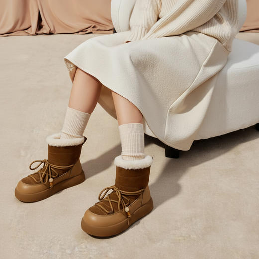 西村名物2025年冬季新款厚底防滑厚绒绑带饱满圆通毛绒内里雪地靴毛毛鞋T25DS40041 商品图8