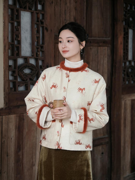 盛唐婧 | 新中式马上有钱纹丝毛夹棉外套-米橙 商品图0