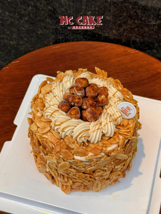 杏仁榛子咸奶油【焦糖榛子+烤杏仁片+可可戚风胚+香草布蕾+海盐焦糖奶油+黄油薄脆+榛子仁】 商品图3