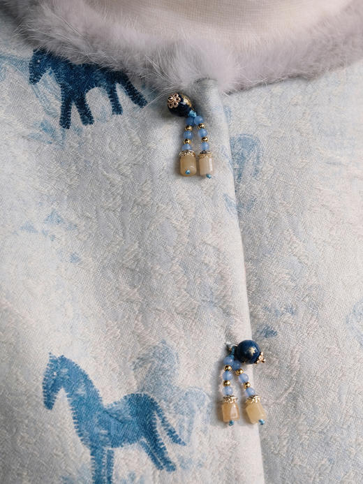 盛唐婧 | 新中式马上有钱纹丝毛夹棉外套-蓝色 商品图3