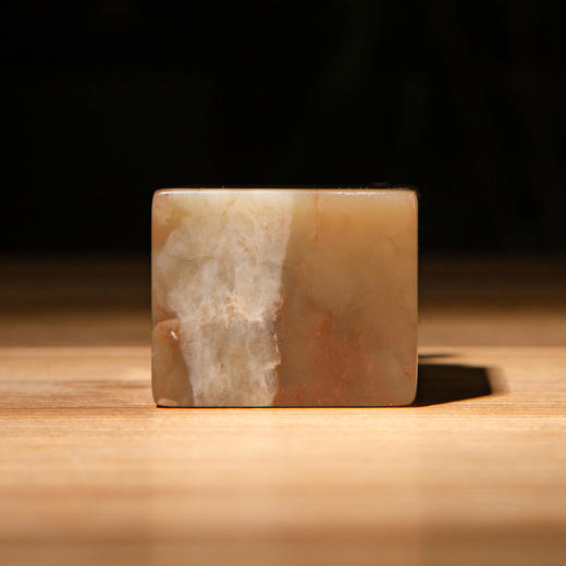 寿山石老料手雕“古骏”方章 商品图11