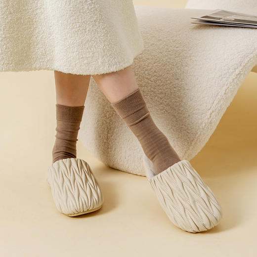 【专柜多样屋】多样屋云涧轻褶舒适拖加绒保暖拖秋冬拖鞋深栗棕（建议拍大一码） 商品图2