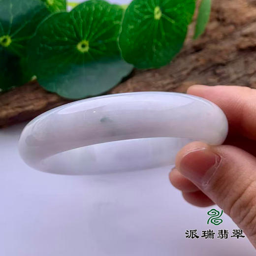 派瑞翡翠 翡翠手镯 糯种 浅绿色 商品图1