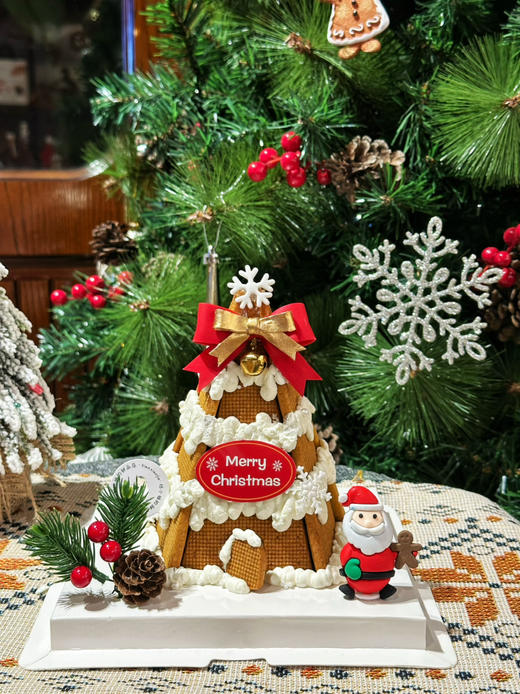 圣诞撒布蕾雪屋，部分装饰随机搭配。造型精美，建议自提，派送易碎 商品图3