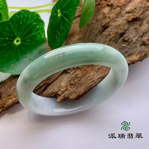 派瑞翡翠 翡翠手镯 糯种 飘花 商品图0