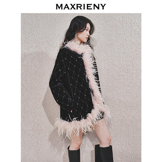 MAXRIENY【商场同款-节庆穿搭】精致复古感羽毛饰边丝绒外套女(货号:MC85JA794) 商品图2