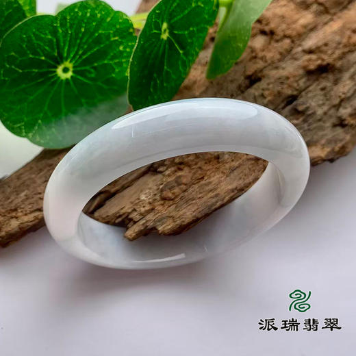 派瑞翡翠 翡翠手镯 糯种 飘花 商品图0