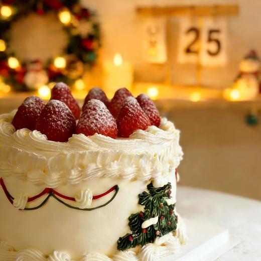 【圣诞节】圣诞莓滋滋  节日的甜，是奶油裹着的草莓香，一口下去，暧了整个冬天 商品图1