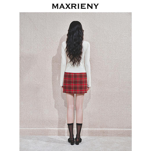 玛克门店发货：MAXRIENY玫瑰绣修身针织衫女(货号:MC85SW787) 商品图3