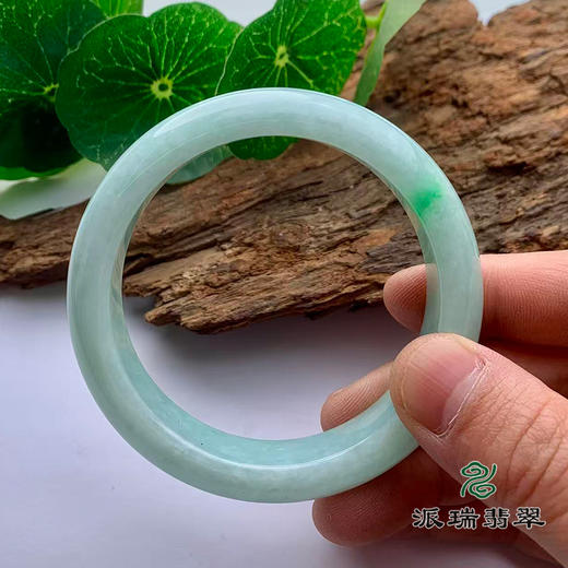派瑞翡翠 翡翠手镯 糯种 绿色 商品图3