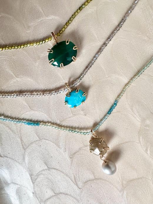 SpoiledBrat Jewelry彩色宝石吊坠系列 |  绿玉髓  斜长石 银灰色珍珠项链 商品图11