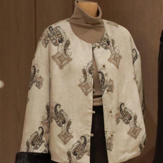 【特价不退不换】【部分现货】良木礼水貂外套(D25102539) 商品图2