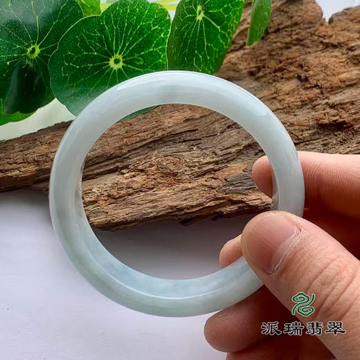 派瑞翡翠 翡翠手镯 糯种 绿色 商品图3