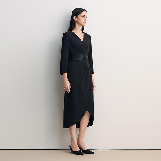 EITIE爱特爱V领腰封结合褶裥设计层次感简约大气礼服8577204 商品图1