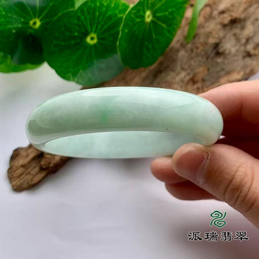 派瑞翡翠 翡翠手镯 糯种 绿色 商品图2
