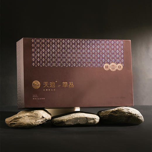 天池·金山·八大名枞
（宋种、东方红、香番薯、 拓富、兄弟、通天香、夜来香、竹叶）
112g/盒
（7g*16） 商品图4