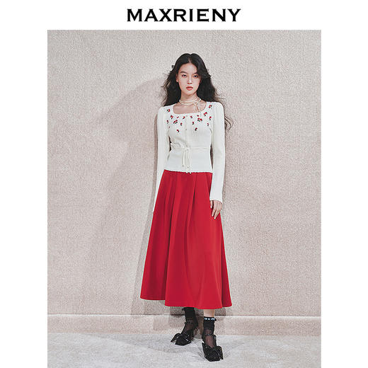 玛克门店发货：MAXRIENY玫瑰绣修身针织衫女(货号:MC85SW787) 商品图1