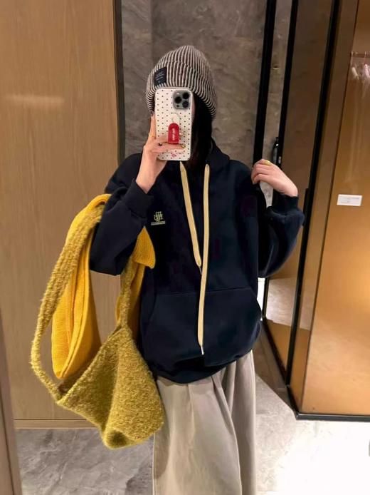 赵露思同款🔥🔥🔥奥粒绒【重工刺绣】95%棉 连帽款～加绒厚款卫衣-喜出 商品图5