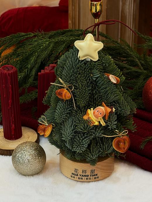 圣诞限定   小精灵星星人 · 音乐盒圣诞树 商品图1