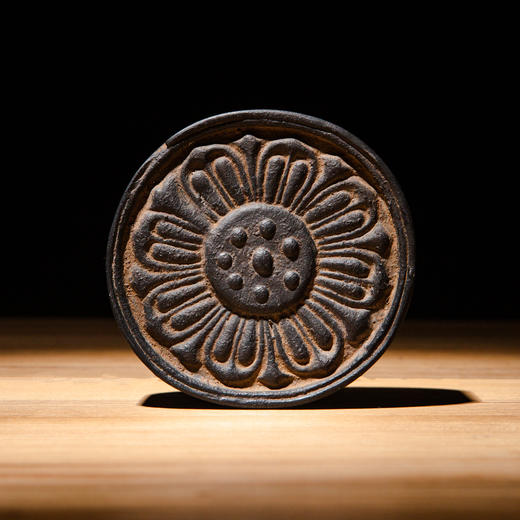 南北朝“莲花”瓦当制砚 商品图6