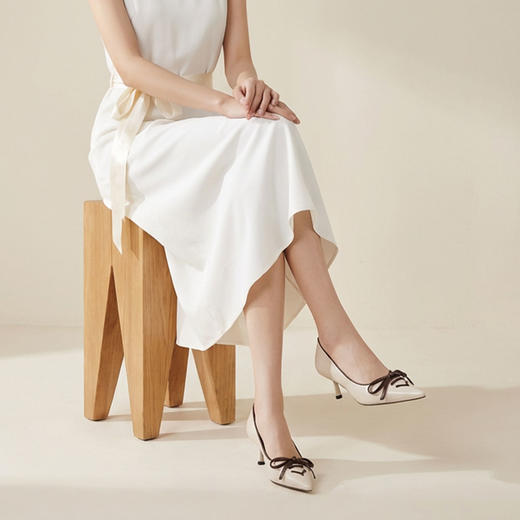 Westory2026年春季尖头中跟撞色胎牛浅口单鞋百搭通勤单鞋W26AE50331 商品图1