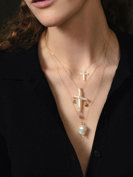 订购12周到｜Chan Luu-14K-十字架 淡水珍珠 多色蓝宝石 吊坠 项链［美国设计师］ 商品图2