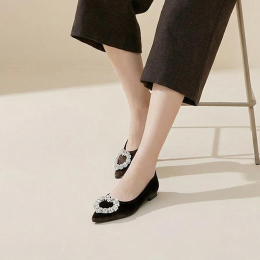 Westory2026年春季平跟尖头天鹅绒配心形仿钻扣套包舒适百搭通勤浅口单鞋W26AE50021 商品图8