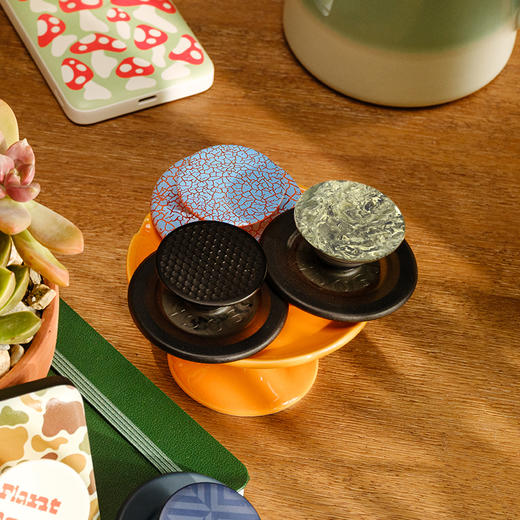 【植物行者】碳素黑·MagSafe圆啪嗒 MAGSAFE磁吸手机气囊支架 Round圆啪嗒系列 黑色 商品图1