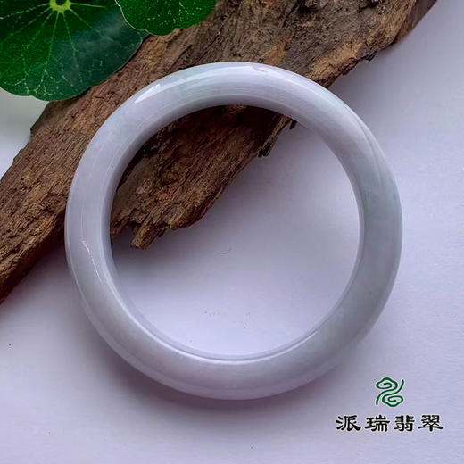 派瑞翡翠 翡翠手镯 糯种 浅绿色 商品图1