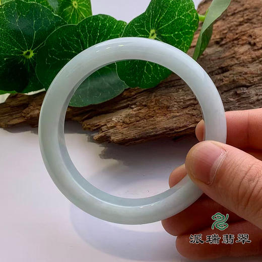 派瑞翡翠 翡翠手镯 糯种 绿色 商品图3