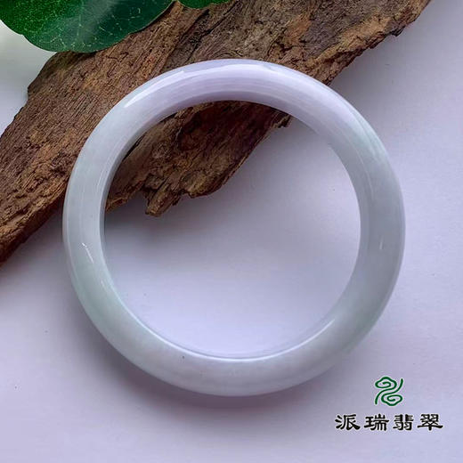 派瑞翡翠 翡翠手镯 糯种 浅绿色 商品图1